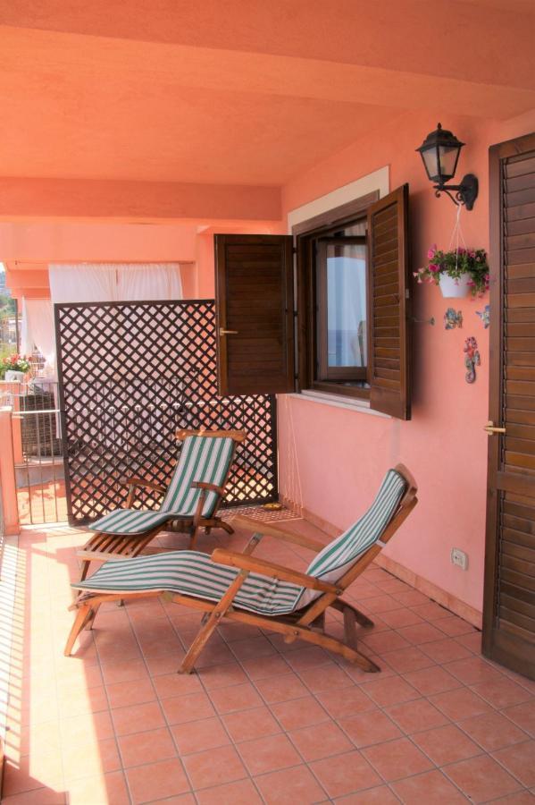 Poseidone Sea Apartment Taormina Mazzeo Exterior foto