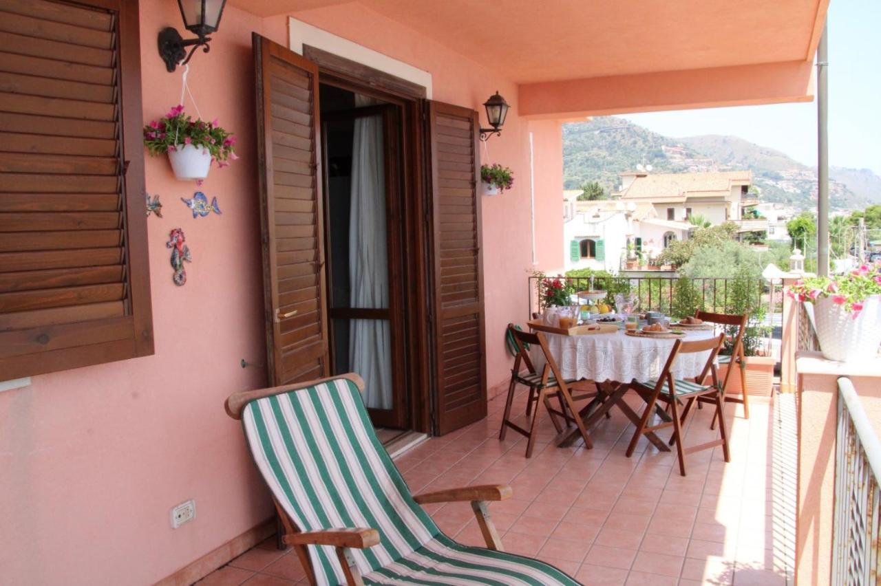 Poseidone Sea Apartment Taormina Mazzeo Exterior foto